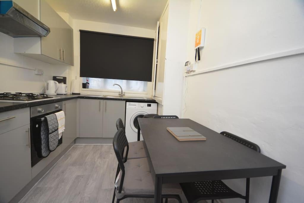 London Zone2 Classic 3 Bedroom ภายนอก รูปภาพ