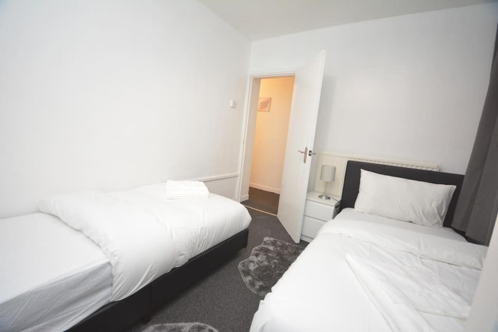 London Zone2 Classic 3 Bedroom ภายนอก รูปภาพ