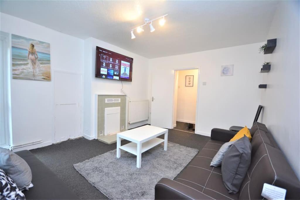 London Zone2 Classic 3 Bedroom ภายนอก รูปภาพ