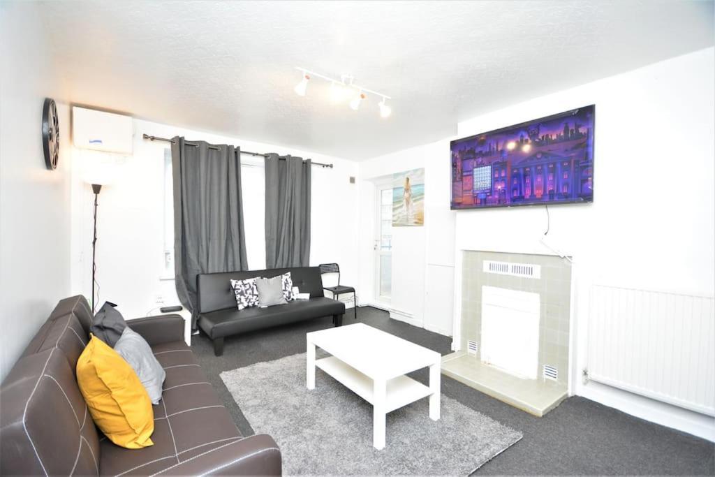 London Zone2 Classic 3 Bedroom ภายนอก รูปภาพ