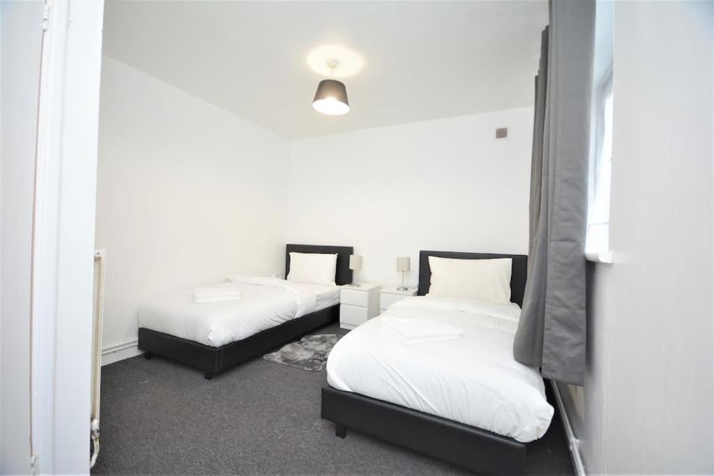 London Zone2 Classic 3 Bedroom ภายนอก รูปภาพ